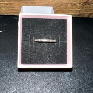 Pandora Simple Sparkling Band Ring - clear CZ